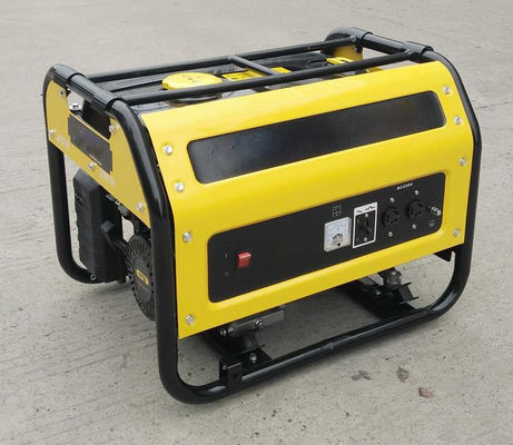 720×492×655 mm Set generatore di benzina con potenza nominale di 6,25 KVA e peso netto di 130 kg