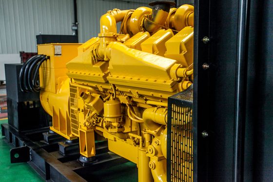 Generatore industriale di raffreddamento ad acqua Set 2000kw Generatore diesel 1500 giri al minuto
